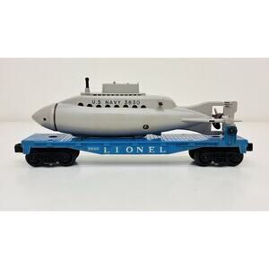 Lionel O 3830 Flatcar w/ Operating Submarine
